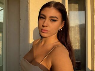 beautiful girl webcam ElleMils