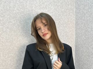 naked webcam girl photo ElletteHewlett
