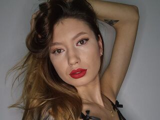 free live webcam chat ElliaBellamy