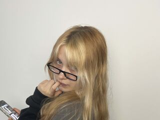 spy webcam EloiseGow