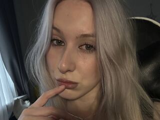 webcam bitch chatroom ElviStars