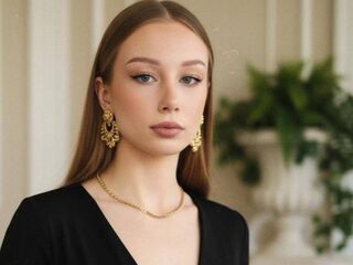 adult web cam EmaGurrad