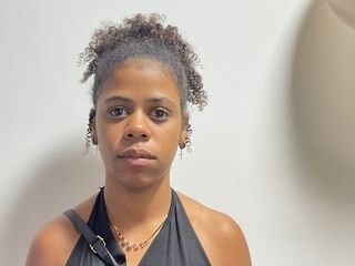 hot cam girl fingering pussy EmaVallerin