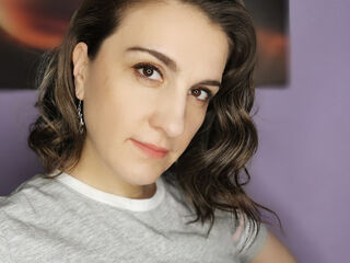 naughty camwhore EmberWinchester