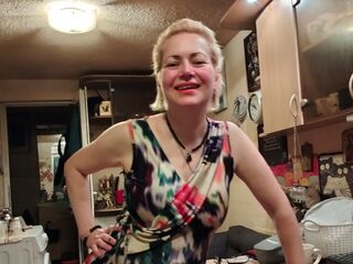 cam girl masturbating with dildo ErwinaAmethist