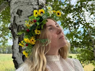 camwhore naked EstaCutchin