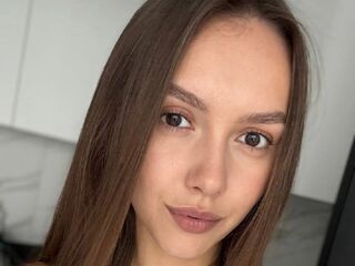 girl topless chat GeralynSchuck