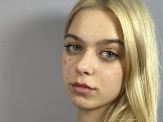 hot strip tease webcam GerryThoburn