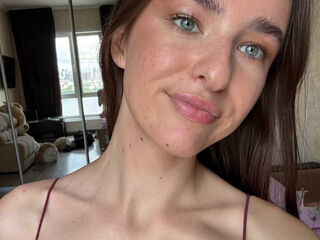 naked cam chat GingerWareham