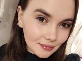 nude camgirl photo InesZollo