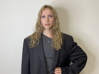 cam girl webcamsex IrinaVelzeboer