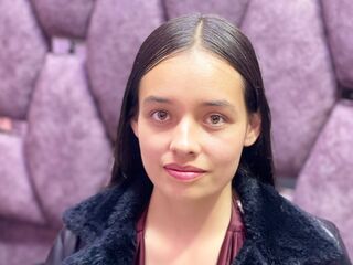 adult webcam chat room IssaMontenegro