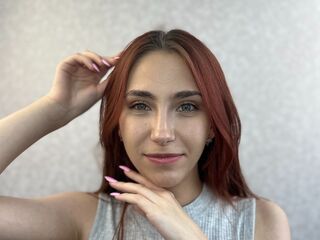 camgirl chatroom JeanettSuell
