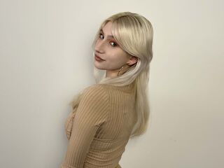 masturbating camgirl JoslynCobbin