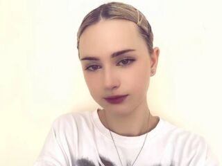 webcam girl chat room JudithHaverstock