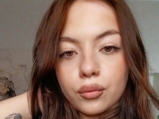 cam girl fingering pussy JulioCorner