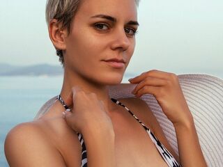 topless webcam girl JuliyaMoon
