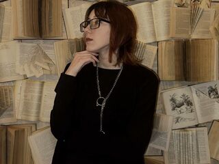 girl webcam show KaralinaSplit