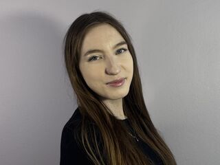 camgirl fingering shaved pussy KatheleenStuzman