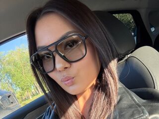 topless webcam girl KathyChrisp