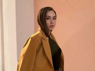 hot webcamslut KiaraFlowers