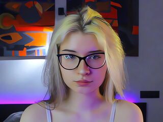 cambitch KiraSerene