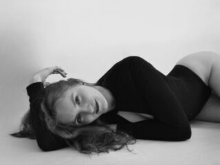 adult cam show KolobanovaEva