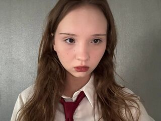 shaved pussy cam LaritaLudemann