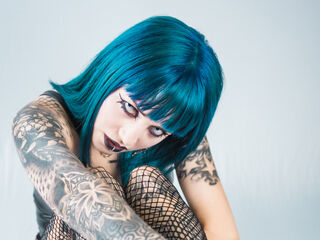 camgirl playing with dildo LaurentCassidy