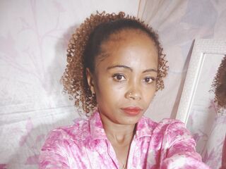 webcamsex LayahMorgane