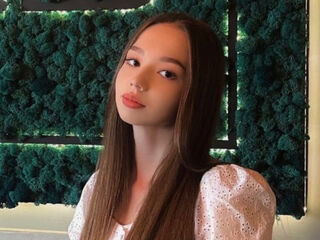 closeup LibbieFaragher