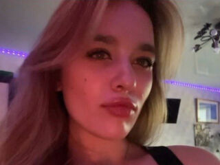 topless LieselotteJetter