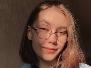 free web cam LikaMikael
