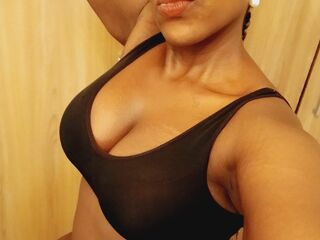 camgirl webcam pic LindaeBrown