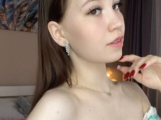 camslut topless LissyRandall