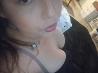 fingering camslut LolaLoced
