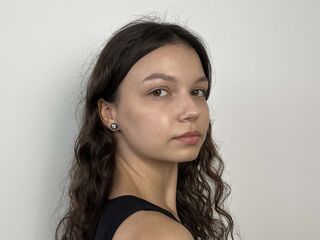 camgirl masturbating with sextoy MargyRossell