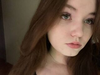 webcam strip tease show MarisPandola