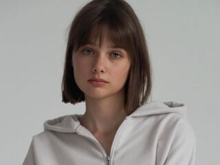 beautiful webcam girl MarylouHaws