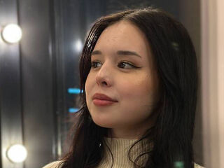 naughty cam girl MikiPellon