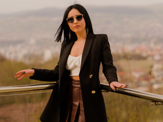 hot camslut MiraJenson