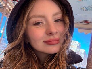 cam slut chat room MitsueSultaire