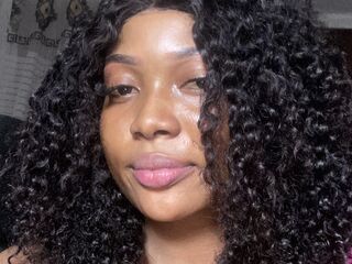 camgirl sexchat MyerLucian