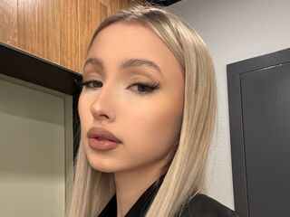 nude cam girl pic MyongDegado