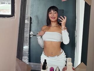 naughty camwhore NaomyWatson