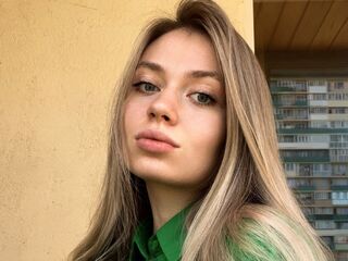 girl shaving pussy NataliPalm