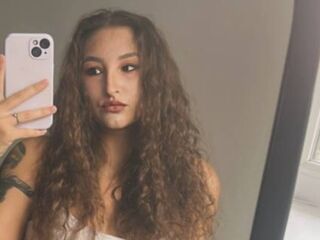 webcamgirl live sex NicholMikrot