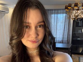 cam girl masturbating with vibrator OdetteCarl