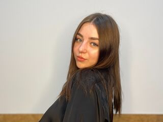 girl nude OraEnderby