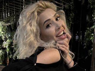 girl camsex RiannaReini